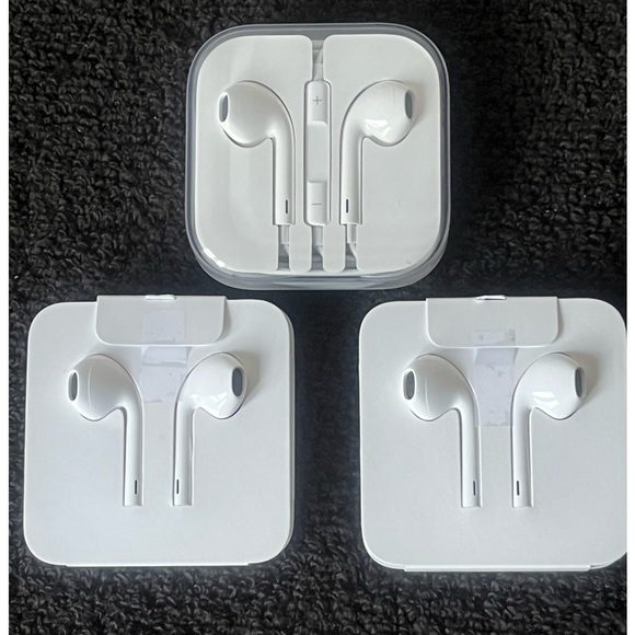 Apple Other Apple Wired Earbuds White Poshmark